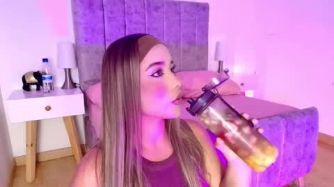 Snapshot of lucy_carson chatting on March 2026 03:46:02 AM lucy online show from March 2026 03:46:02 AM