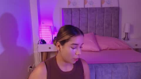 Snapshot of lucy_carson chatting on March 2026 12:27:01 AM lucy online show from March 2026 12:27:01 AM