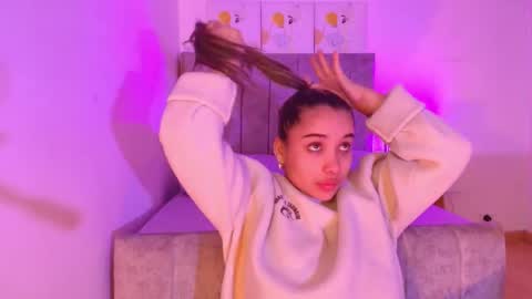 Snapshot of lucy_carson chatting on April 2026 03:04:02 AM lucy online show from April 2026 03:04:02 AM