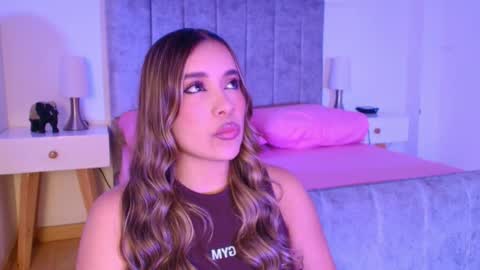 Snapshot of lucy_carson chatting on April 2026 03:40:02 AM lucy online show from April 2026 03:40:02 AM