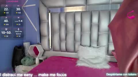  SleepyAbuela online show from October 2025 02:03:02 PM