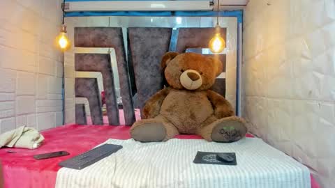 Lucy unlimit come back here  online show from April 2026 02:11:02 AM