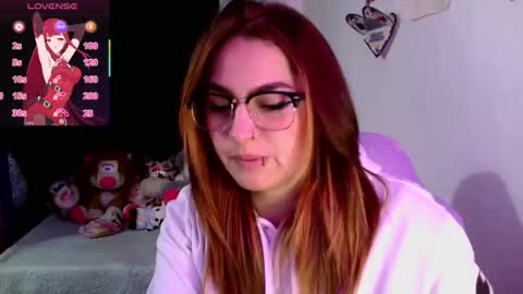 LUCIA  online show from October 2025 01:38:01 AM