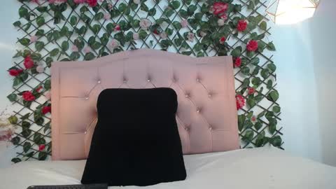 Lucy Cute online show from March 2026 02:22:02 PM