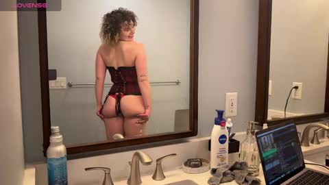 lucydreamsbaby online show from March 2025 01:16:02 AM