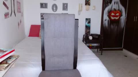 Snapshot of lucyferna chatting on October 2025 12:57:02 PM Lucya Fernanda  online show from October 2025 12:57:02 PM