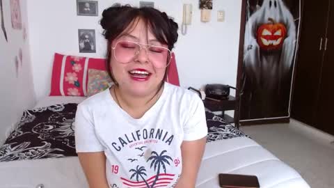 Snapshot of lucyferna chatting on October 2025 05:14:02 PM Lucya Fernanda  online show from October 2025 05:14:02 PM