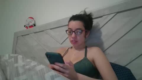 lucylitt25 online show from February 2026 03:39:02 PM