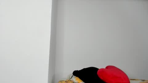 lucyportman online show from February 2026 10:22:01 AM