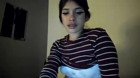 lucyportman online show from June 2026 06:52:02 AM