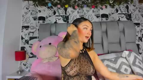 Snapshot of lucyrosse_ chatting on April 2026 11:25:01 AM Lucy online show from April 2026 11:25:01 AM