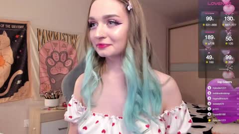 Snapshot of lucysbrain chatting on February 2025 07:55:01 PM Lucy online show from February 2025 07:55:01 PM