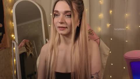 Snapshot of lucysbrain chatting on February 2026 04:30:01 PM Lucy online show from February 2026 04:30:01 PM