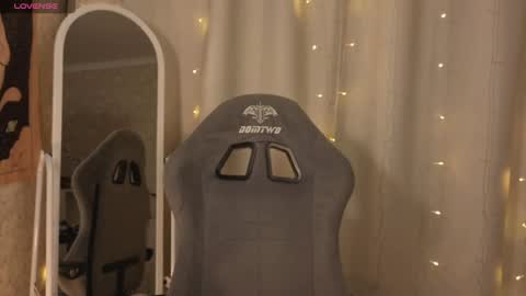 Snapshot of lucysbrain chatting on March 2026 07:04:02 PM Lucy online show from March 2026 07:04:02 PM