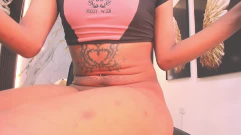 Luciana online show from March 2025 07:48:01 AM