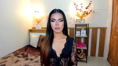 Snapshot of lucyvane chatting on March 2026 01:06:01 PM lucyvane online show from March 2026 01:06:01 PM