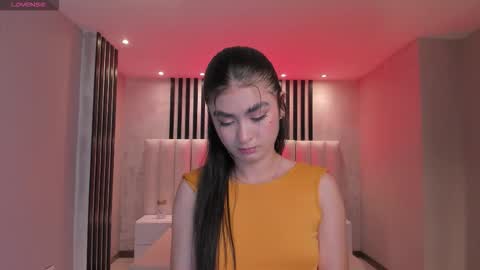 Lucy online show from December 2025 08:49:02 PM