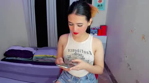 Lucy online show from December 2025 10:30:02 PM