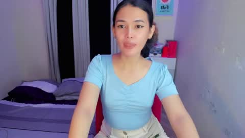 Lucy online show from May 2026 09:33:02 PM