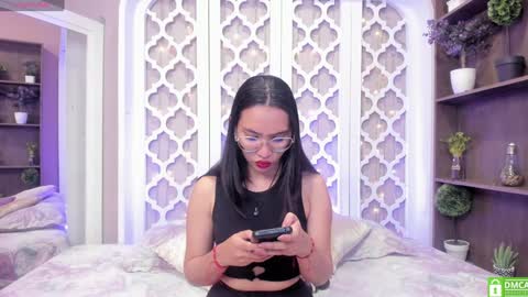 Lucy Liiu online show from January 2025 07:04:01 PM