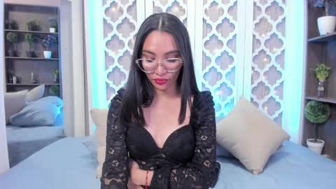 Lucy Liiu online show from March 2025 09:29:02 PM