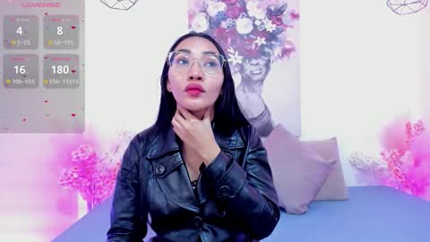 Lucy Liiu online show from November 2025 02:16:02 PM