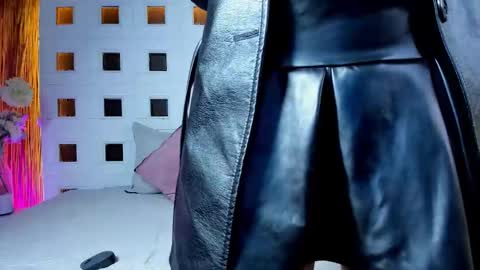 Lucy Liiu online show from February 2026 08:34:01 PM