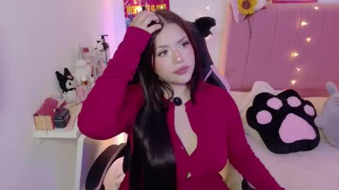 Snapshot of lucyy_peach chatting on March 2026 01:09:01 AM LUCYY FROM HOME online show from March 2026 01:09:01 AM