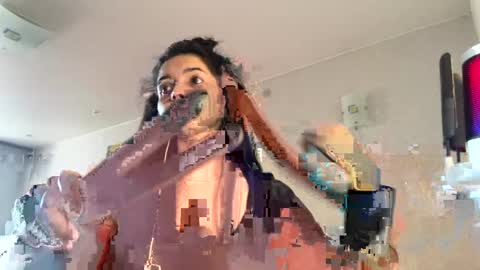 Snapshot of ludivinablice chatting on March 2026 06:06:02 AM Mika online show from March 2026 06:06:02 AM