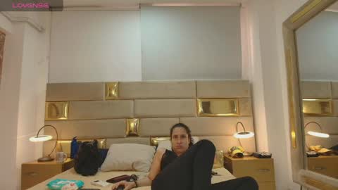 Snapshot of ludovicca_mark chatting on May 2026 08:39:02 PM Ludovicca Mark online show from May 2026 08:39:02 PM