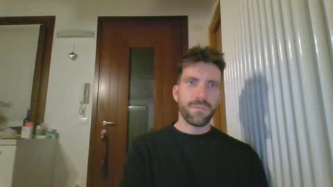 Snapshot of ludovichi chatting on January 2025 09:36:01 PM ludovichi online show from January 2025 09:36:01 PM