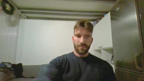 Snapshot of ludovichi chatting on December 2025 06:47:01 PM ludovichi online show from December 2025 06:47:01 PM