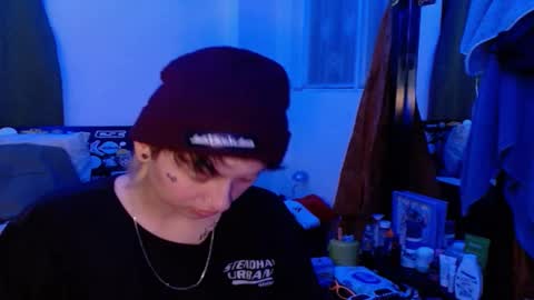 lugiiz05_ online show from November 2025 03:23:01 AM