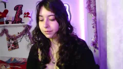 Snapshot of luhannaeverdeen chatting on February 2026 08:19:01 AM Luhana online show from February 2026 08:19:01 AM