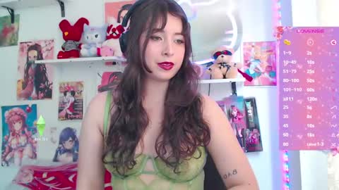 Snapshot of luhannaeverdeen chatting on July 2026 05:52:01 PM Luhana online show from July 2026 05:52:01 PM