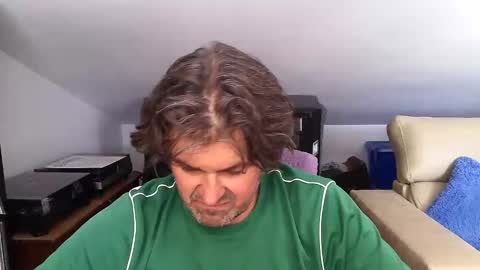 LUIGIJOHN online show from June 2026 12:36:02 PM