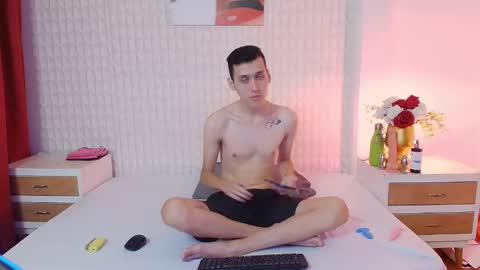 luigimarchetti online show from November 2025 08:07:01 PM