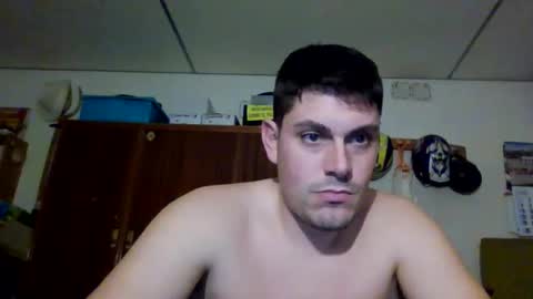 Snapshot of luis2423 chatting on November 2025 07:49:02 PM A slave to the mistress.. un esclavo para las amas dominantes. online show from November 2025 07:49:02 PM