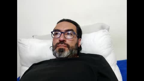 Snapshot of luis2988z chatting on March 2026 02:16:02 AM Hairyman online show from March 2026 02:16:02 AM