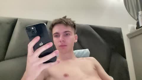 Luis online show from January 2026 07:49:02 PM