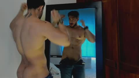 luis_baptista online show from April 2026 05:10:02 PM