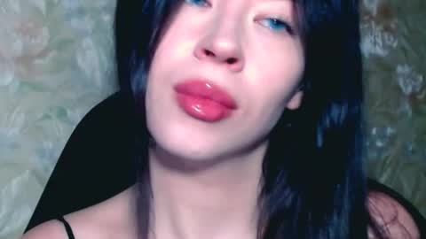 luisa lovedom online show from September 2025 10:49:02 AM