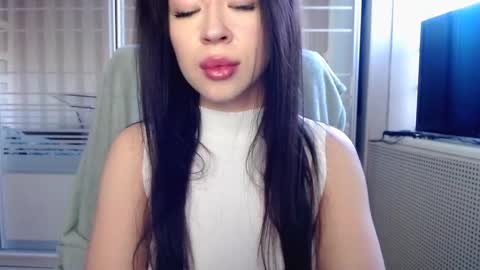 luisa lovedom online show from November 2025 11:09:02 AM