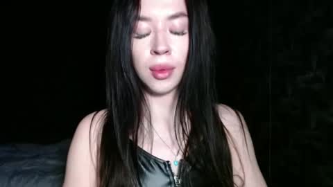 luisa lovedom online show from May 2026 12:40:02 AM