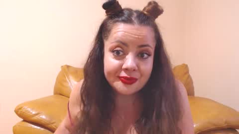 Cassie online show from September 2025 04:19:02 PM