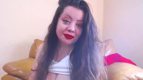 Snapshot of luisahornydoll chatting on March 2026 07:47:01 AM Cassie online show from March 2026 07:47:01 AM