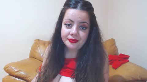 Snapshot of luisahornydoll chatting on April 2026 07:52:02 PM Cassie online show from April 2026 07:52:02 PM