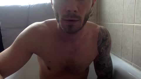 Snapshot of luisbadx chatting on July 2026 09:27:02 AM Luis Badx online show from July 2026 09:27:02 AM