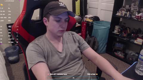 Snapshot of luisdiaztube chatting on January 2025 11:24:01 PM Luisdiaztube online show from January 2025 11:24:01 PM