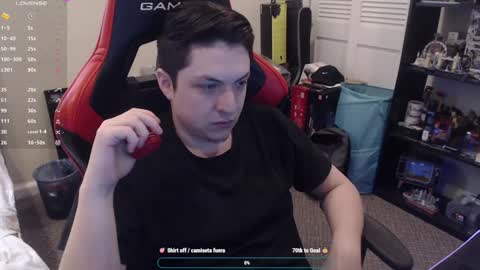 Snapshot of luisdiaztube chatting on January 2025 05:49:02 PM Luisdiaztube online show from January 2025 05:49:02 PM